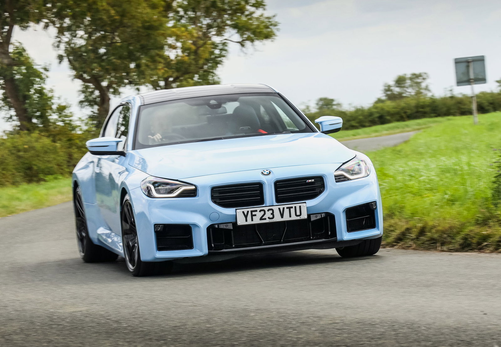 BMW i7 M70 Review: The 650bhp, 811lb ft Limo That Makes You Swear